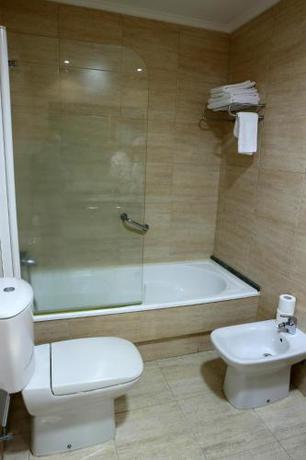 Imagen de la habitación del Hotel Xinzo. Foto 17