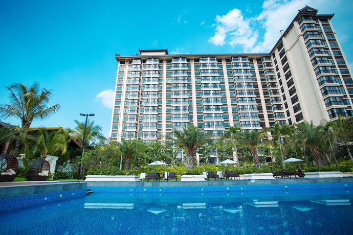 Imagen de la piscina del Hotel Xishuangbanna Yajule City Golf. Foto 11