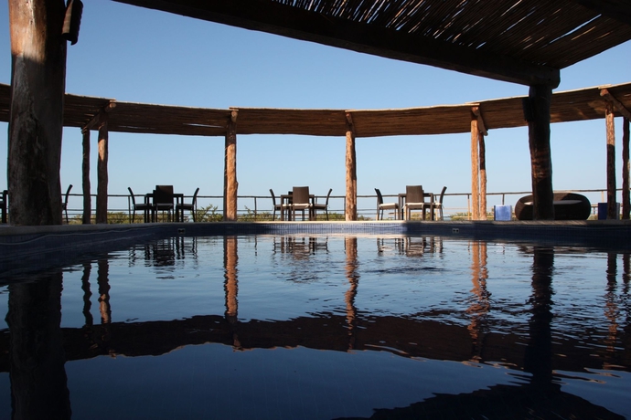 Imagen de la piscina del Hotel Xixim Mundo Imperial. Foto 15