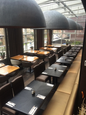 Imagen del bar/restaurante del Hotel Xo Hotels Blue Tower. Foto 3