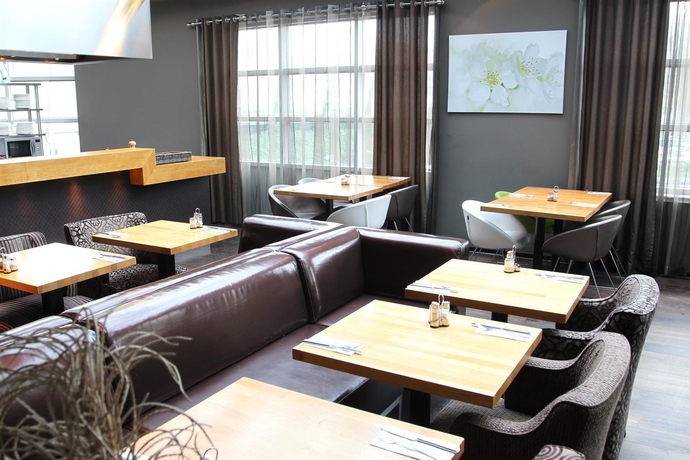 Imagen del bar/restaurante del Hotel Xo Hotels Blue Tower. Foto 4
