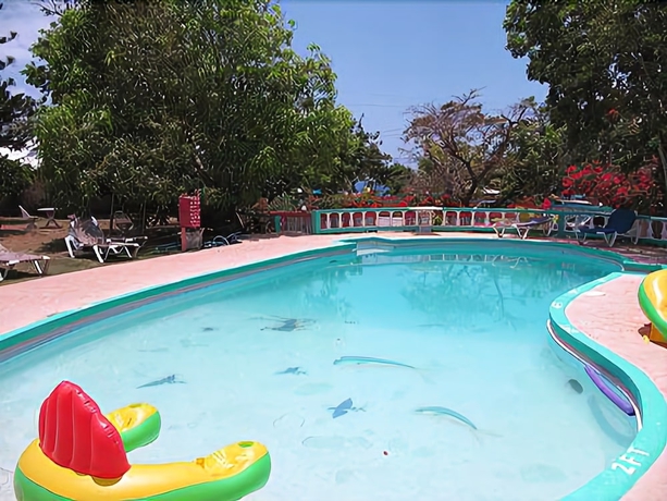 Imagen de la piscina del Hotel Xtabi Resort. Foto 18