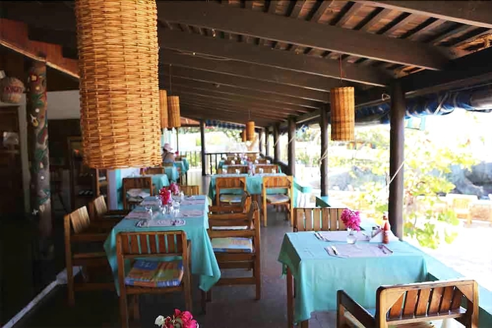 Imagen del bar/restaurante del Hotel Xtabi Resort. Foto 2