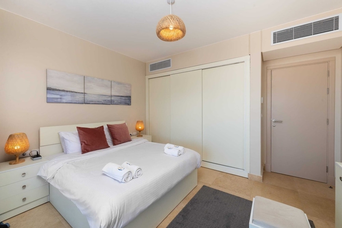Imagen de la habitación del Hotel Xuru Stays I Sparky and Summery 2 BDR @ Mangroovy Free Beach and Pool Access. Foto 7