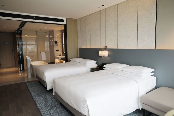Imagen de la habitación del Hotel Xuzhou Marriott Lakeview. Foto 9