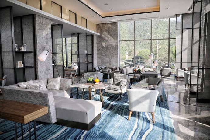 Imagen de los interiores del Hotel Xuzhou Marriott Lakeview. Foto 21