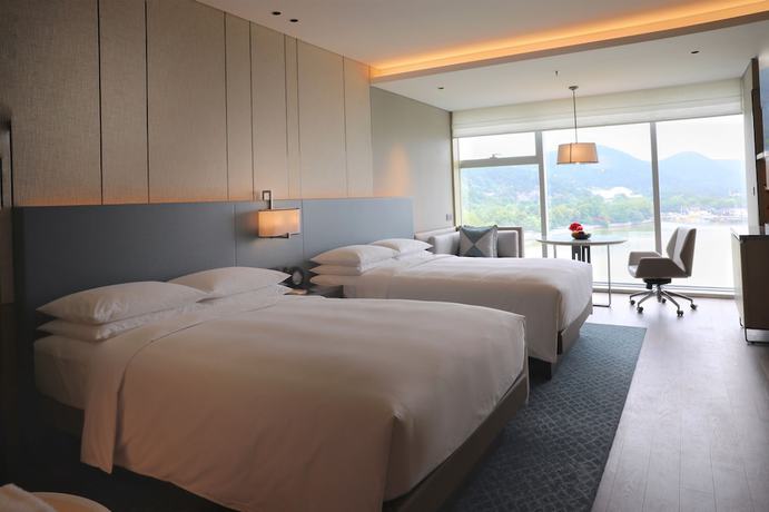 Imagen de la habitación del Hotel Xuzhou Marriott Lakeview. Foto 12