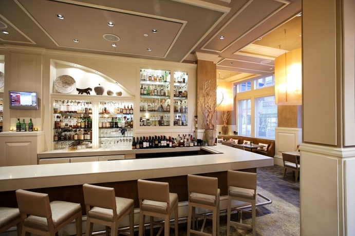 Imagen de los interiores del Hotel Xv Beacon. Foto 12