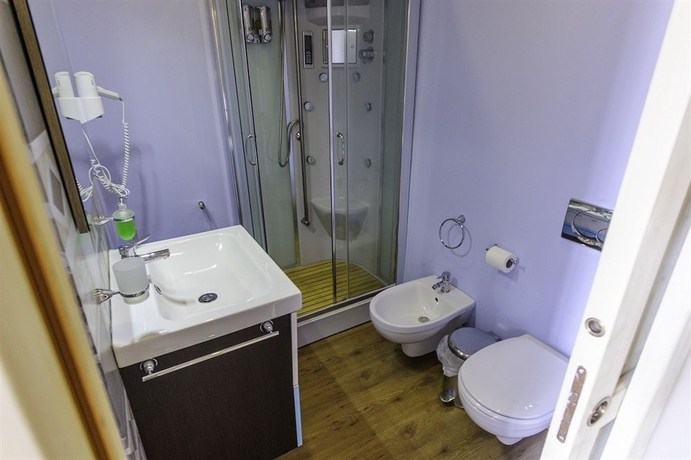 Imagen de la habitación del Hotel Xx Miglia. Foto 5