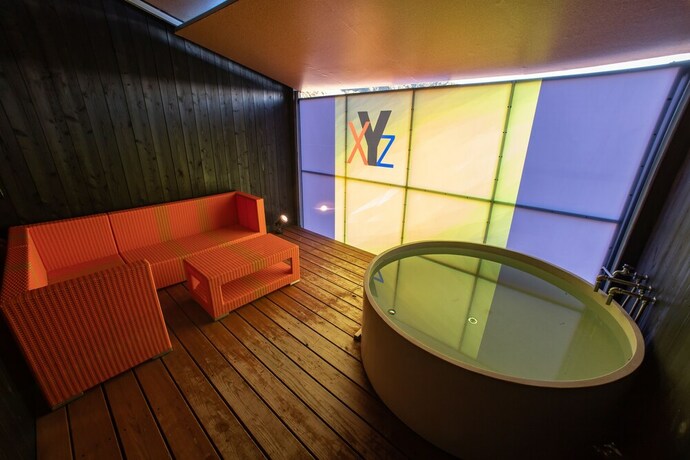 Imagen de la habitación del Hotel Xyz Private Spa and Seaside Resort. Foto 16