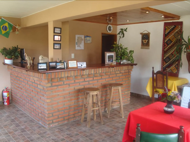 Imagen del bar/restaurante del Hotel Y Apart Jardin. Foto 4