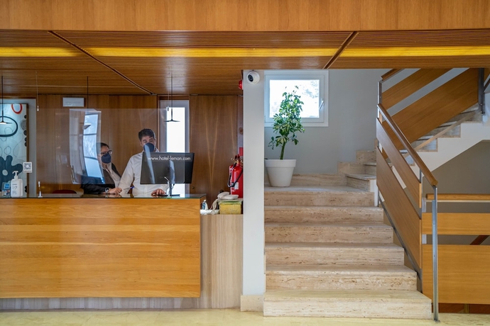 Imagen de los interiores del Hotel Y Apartamentos Leman. Foto 18