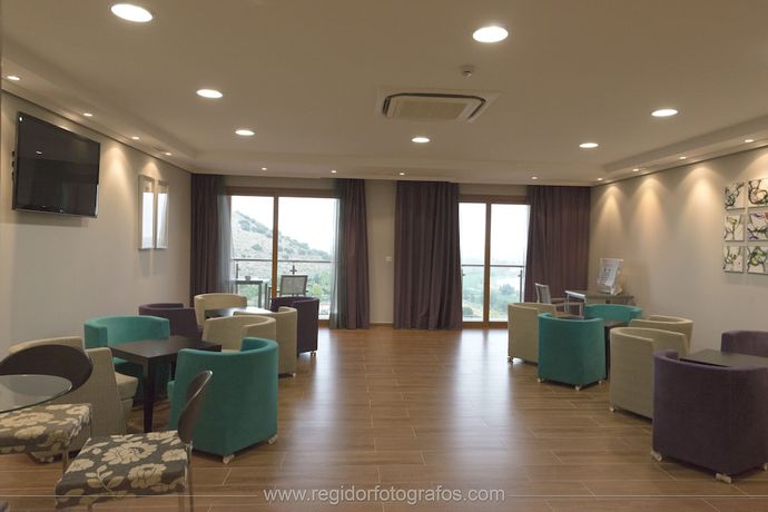 Imagen de los interiores del Hotel Y Apartamentos Quinto Cecilio. Foto 18