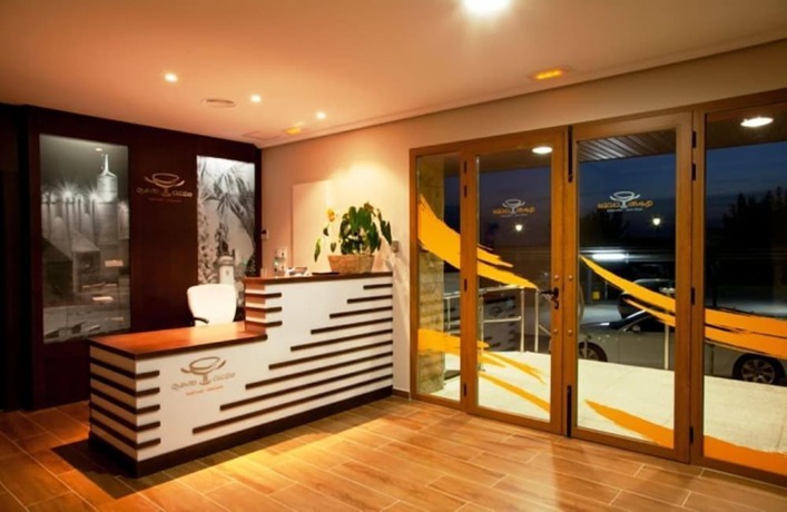 Imagen de los interiores del Hotel Y Apartamentos Quinto Cecilio. Foto 20