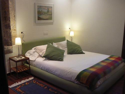 Imagen de la habitación del Hotel Y Ar Palacio Fl&oacute;rez Estrada. Foto 10