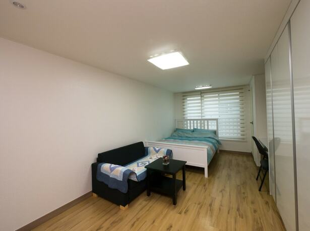 Imagen general del Hotel Y Blue. Foto 4