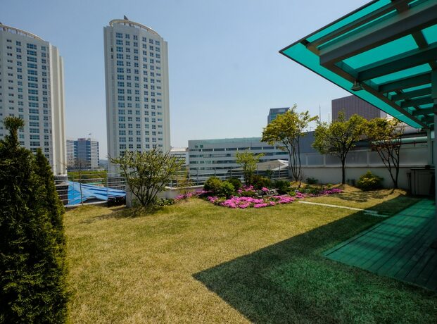 Imagen general del Hotel Y Blue. Foto 17