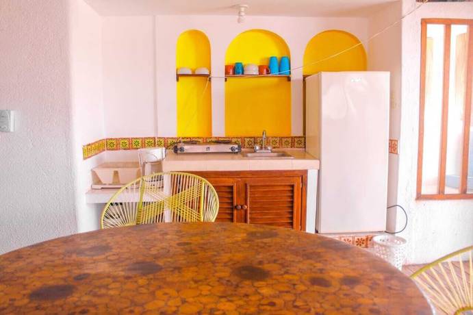 Imagen de la habitación del Hotel Y Bungalows Acuario. Foto 3