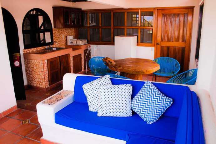 Imagen de la habitación del Hotel Y Bungalows Acuario. Foto 7