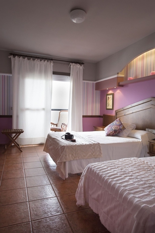 Imagen de la habitación del Hotel Y Bungalows Balcón De Competa. Foto 4