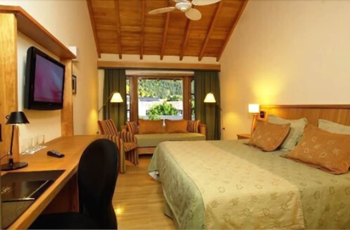 Imagen de la habitación del Hotel Y Caba&ntilde;as Le Village. Foto 5