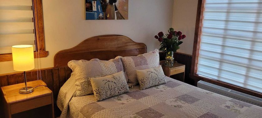 Imagen de la habitación del Hotel Y Caba&ntilde;as Molino Viejo. Foto 15