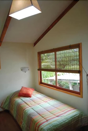 Imagen de la habitación del Hotel Y Caba&ntilde;as Tea Nui. Foto 8