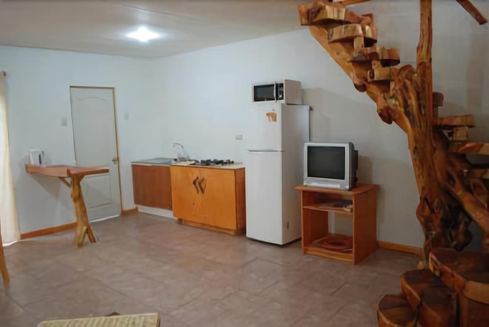 Imagen de la habitación del Hotel Y Caba&ntilde;as Tea Nui. Foto 14