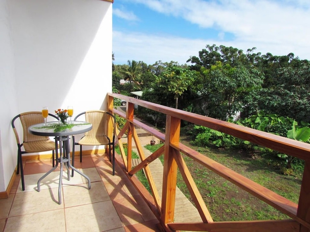 Imagen de la habitación del Hotel Y Caba&ntilde;as Tea Nui. Foto 18