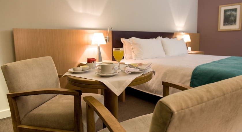 Imagen de la habitación del Hotel Y Casino Del Rio Cipolletti. Foto 11