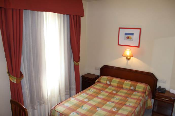 Imagen de la habitación del Hotel Y Casona El Carmen. Foto 9