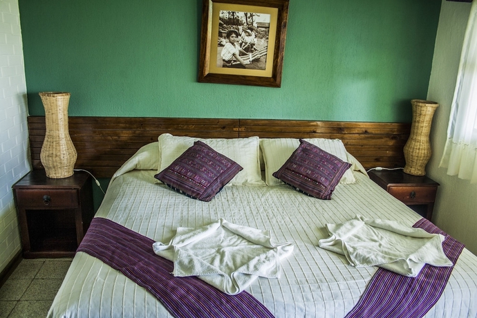 Imagen de la habitación del Hotel Y Centro De Convenciones Jardines Del Lago. Foto 14