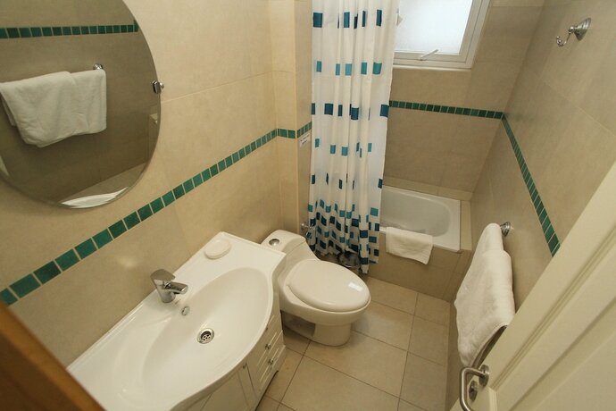 Imagen general del Hotel Y Departamentos Dein Haus. Foto 7