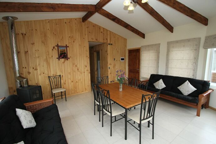 Imagen general del Hotel Y Departamentos Dein Haus. Foto 9