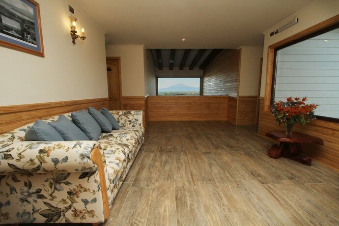 Imagen general del Hotel Y Departamentos Dein Haus. Foto 11