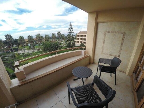 Imagen general del Hotel Y Departamentos La Serena. Foto 12