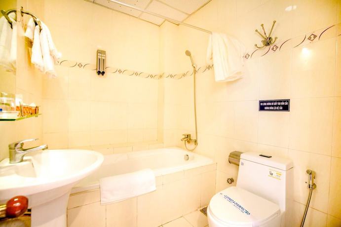 Imagen de la habitación del Hotel Y Linh. Foto 15