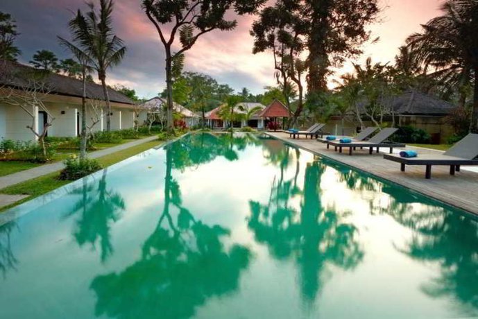 Imagen de la piscina del Hotel Y Resort Ubud. Foto 13