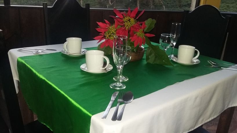 Imagen del bar/restaurante del Hotel Y Restaurante Eco Chibulbut. Foto 3