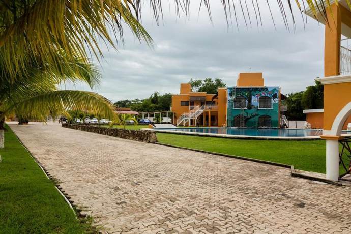 Imagen de los exteriores del Hotel Y Restaurante Hacienda Campestre. Foto 15