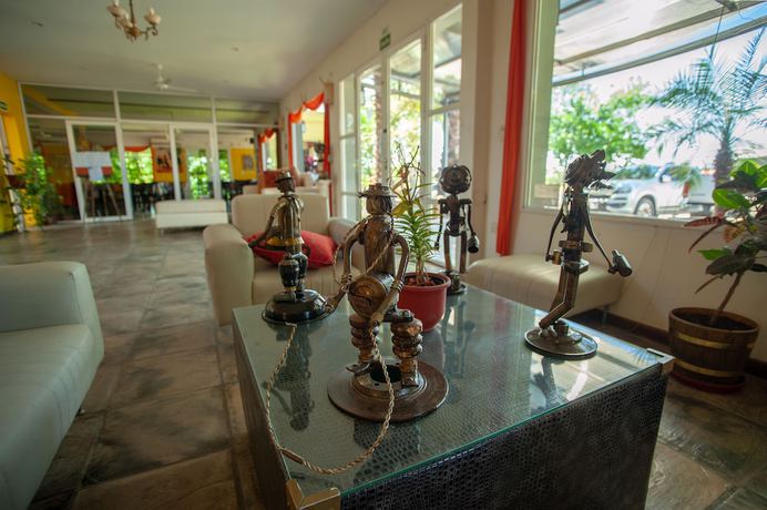 Imagen de los interiores del Hotel Y Spa Termas Del Este. Foto 18