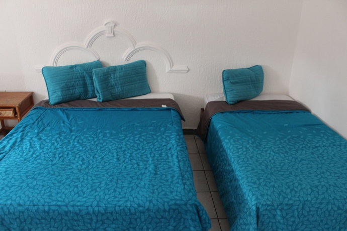 Imagen de la habitación del Hotel Y Suites Bausan. Foto 8