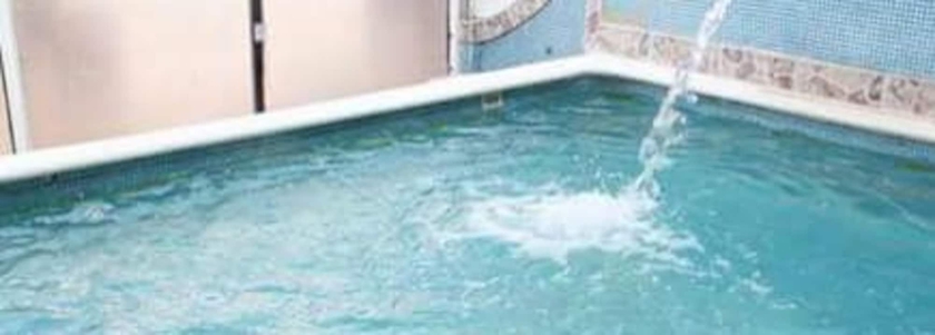 Imagen de la piscina del Hotel Y Suites Bausan. Foto 17