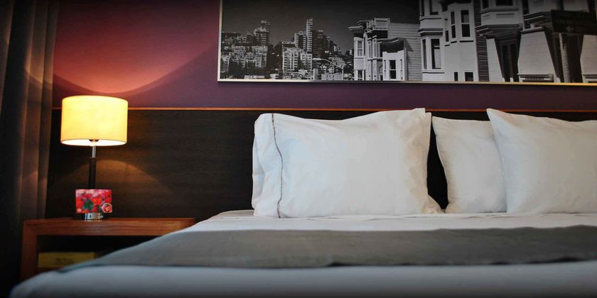 Imagen de la habitación del Hotel Y T&uacute;. Foto 8