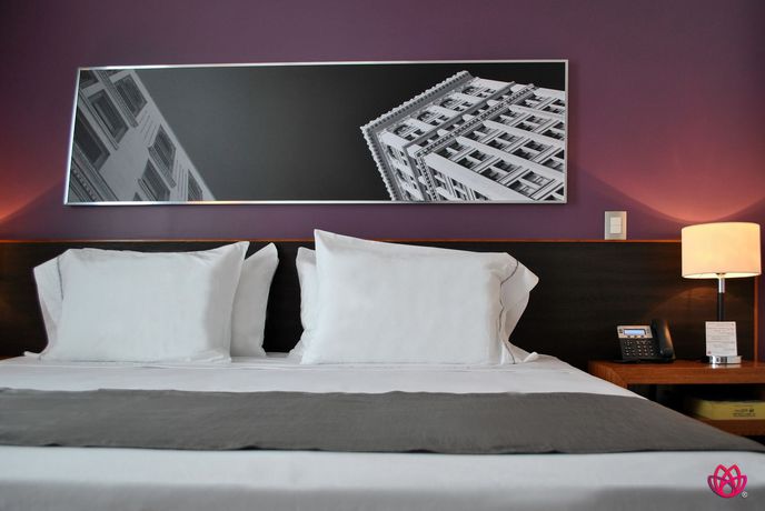 Imagen de la habitación del Hotel Y T&uacute;. Foto 9