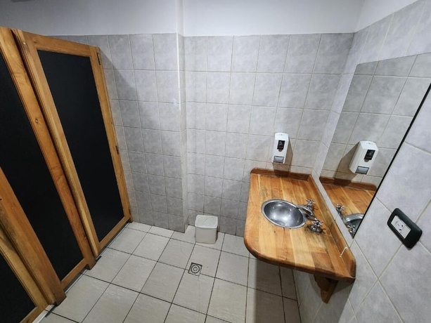 Imagen de la habitación del Hotel YAGHAN HOSTEL. Foto 14