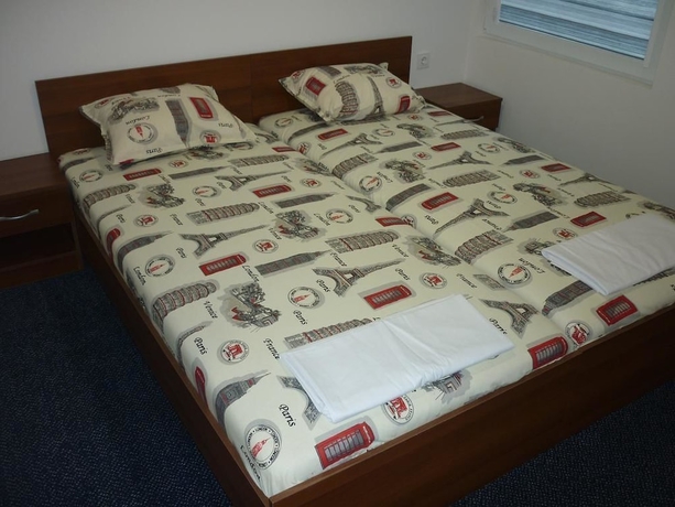 Imagen de la habitación del Hotel YALTA guesthouse. Foto 6
