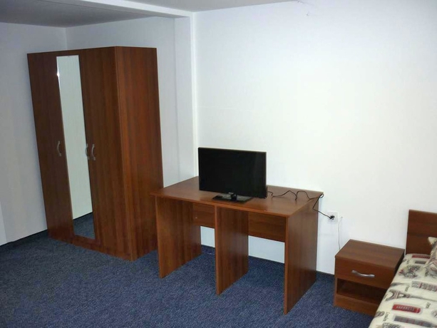 Imagen de la habitación del Hotel YALTA guesthouse. Foto 8