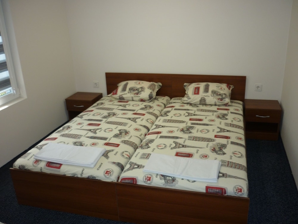 Imagen de la habitación del Hotel YALTA guesthouse. Foto 9