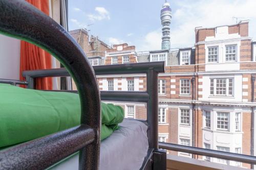 Imagen de la habitación del Hotel YHA London Central. Foto 16